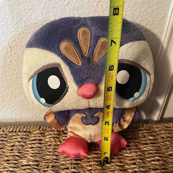 Littlest Pet Shop Sassiest Penguin Plush - Picture 4 of 13